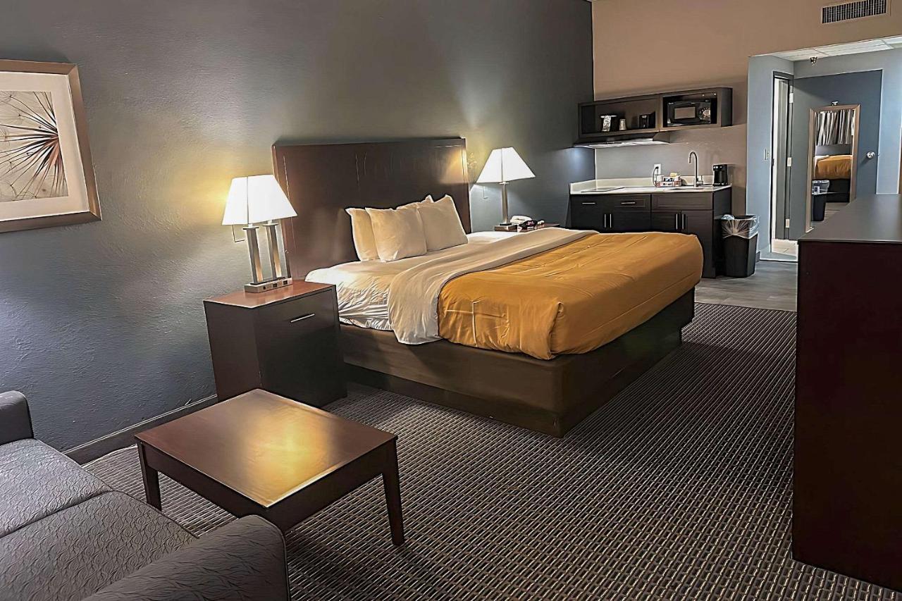Suburban Studios Montpelier Экстерьер фото